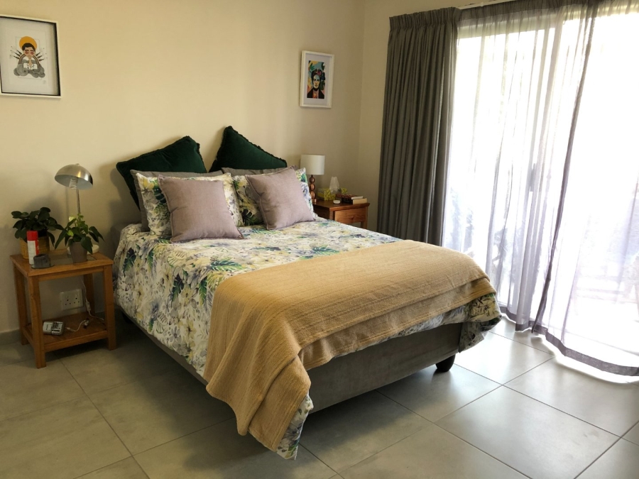 3 Bedroom Property for Sale in Vredehoek Western Cape